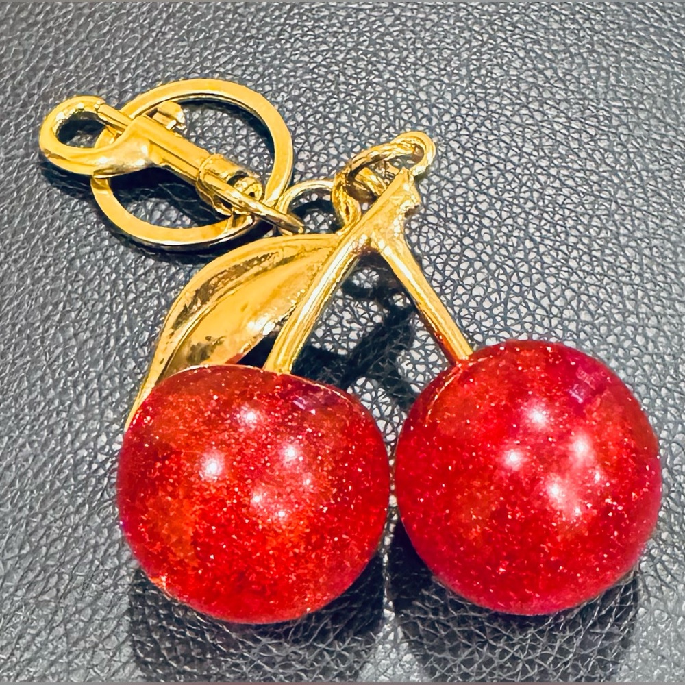 BAG CHARM - Picture 1 of 2